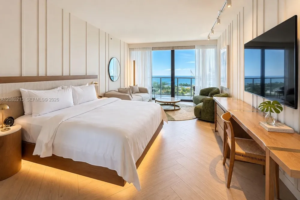 2201 Collins Ave #807 Miami Beach, FL 33139