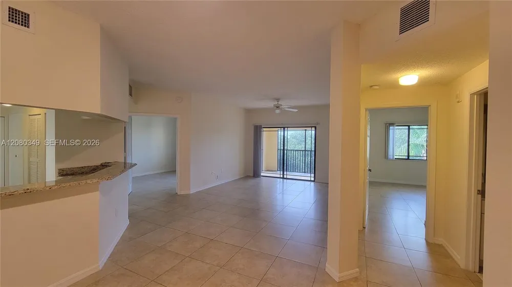 3018 Alcazar Pl #303 Palm Beach Gardens, FL 33410