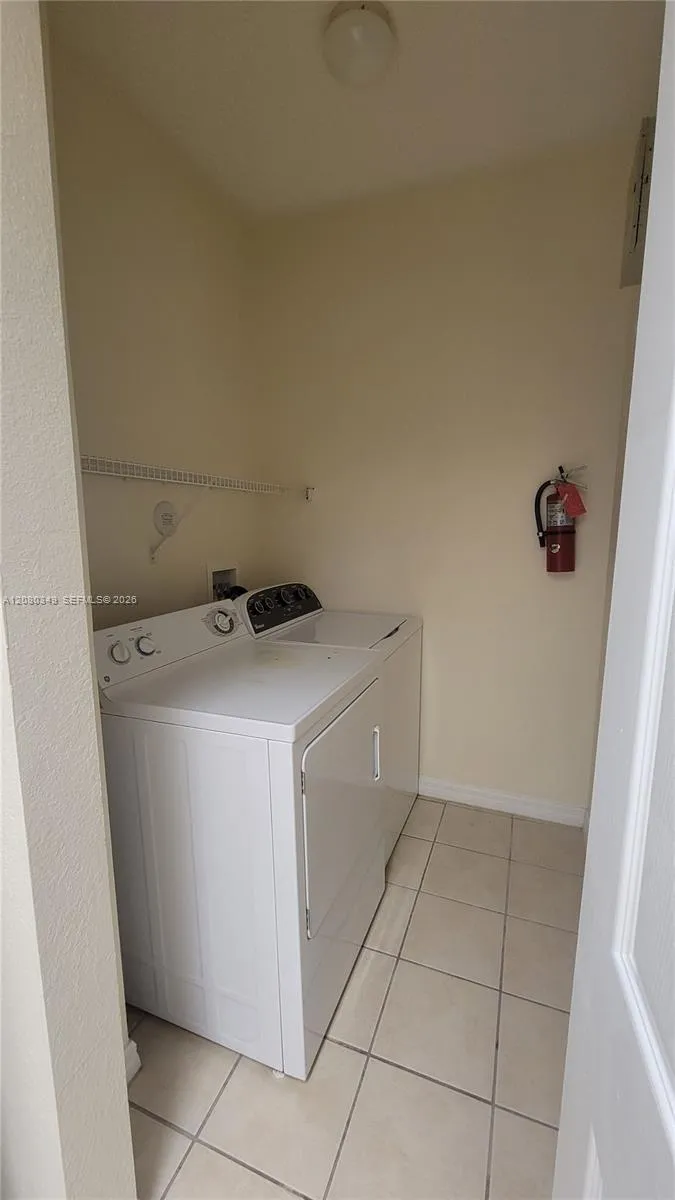 3018 Alcazar Pl #303 Palm Beach Gardens, FL 33410