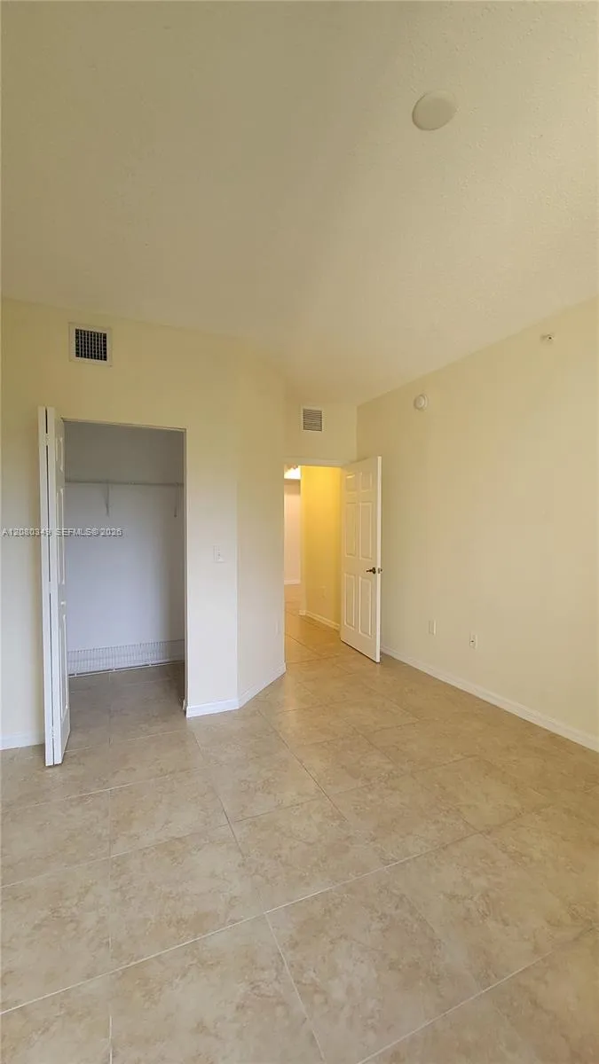 3018 Alcazar Pl #303 Palm Beach Gardens, FL 33410