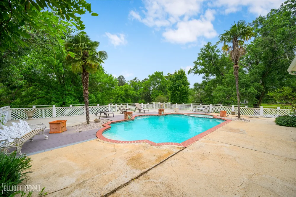 1005 Orange Many, LA 71449
