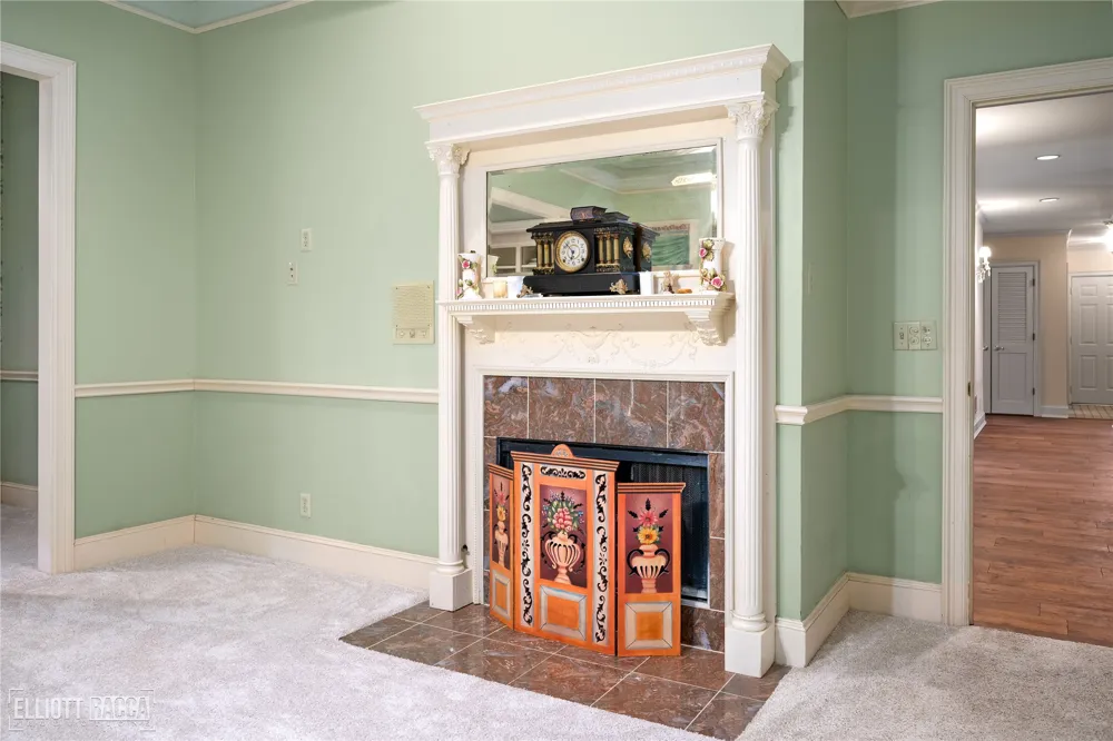 1005 Orange Many, LA 71449