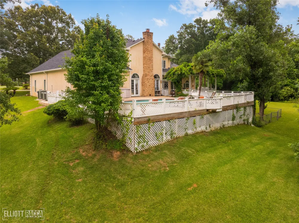 1005 Orange Many, LA 71449