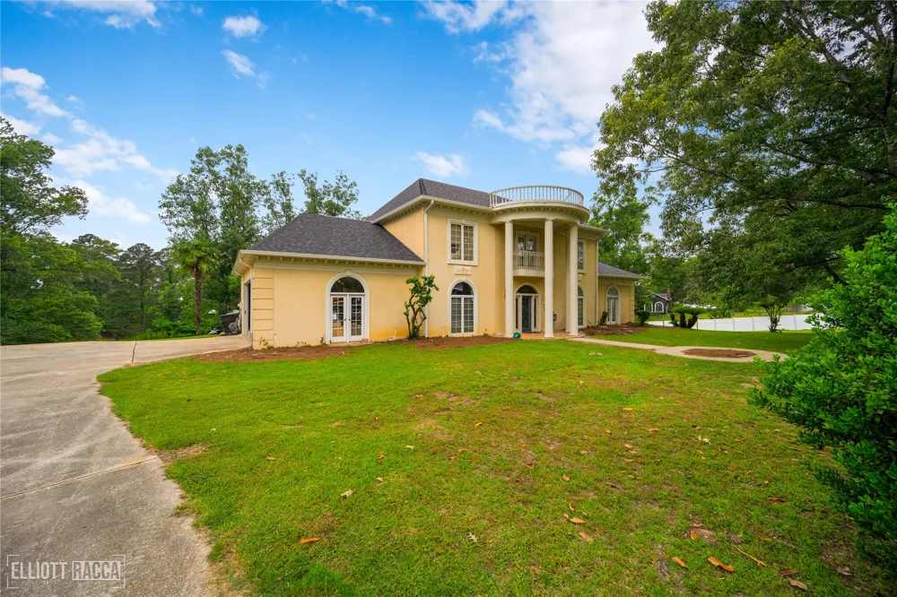 1005 Orange Many, LA 71449