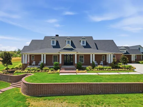3023 Winding Creek Trail