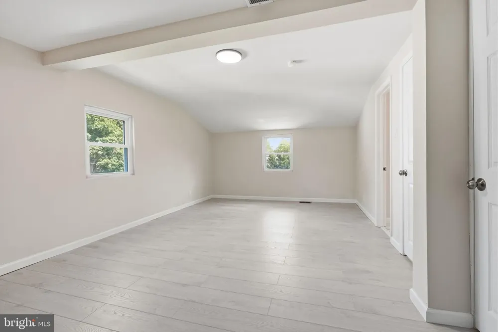 993 RIVIERA ROAD Warminster, PA 18974