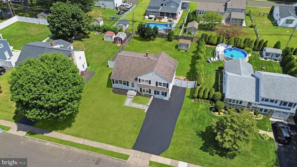 993 RIVIERA ROAD Warminster, PA 18974