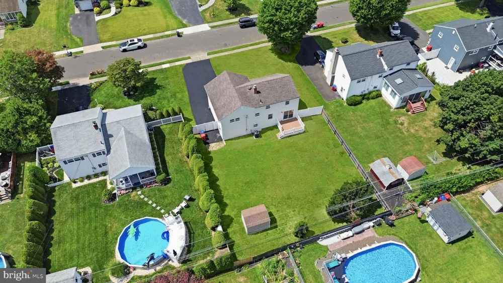 993 RIVIERA ROAD Warminster, PA 18974