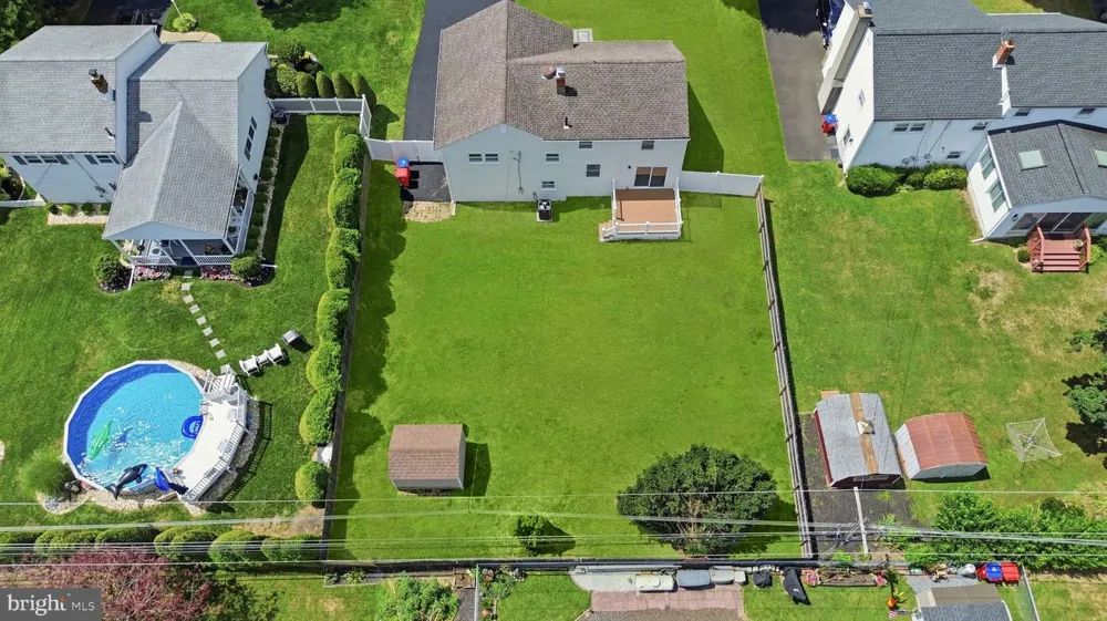 993 RIVIERA ROAD Warminster, PA 18974