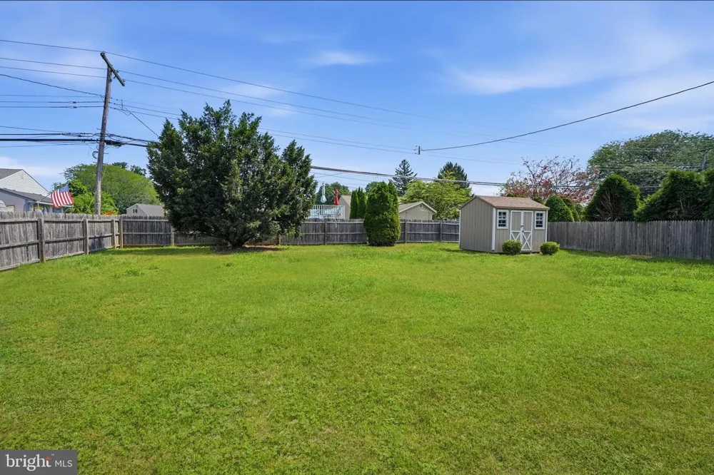 993 RIVIERA ROAD Warminster, PA 18974