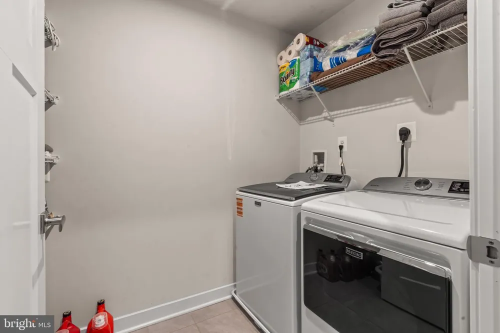 54 VANCOUVER PLACE Falling Waters, WV 25419