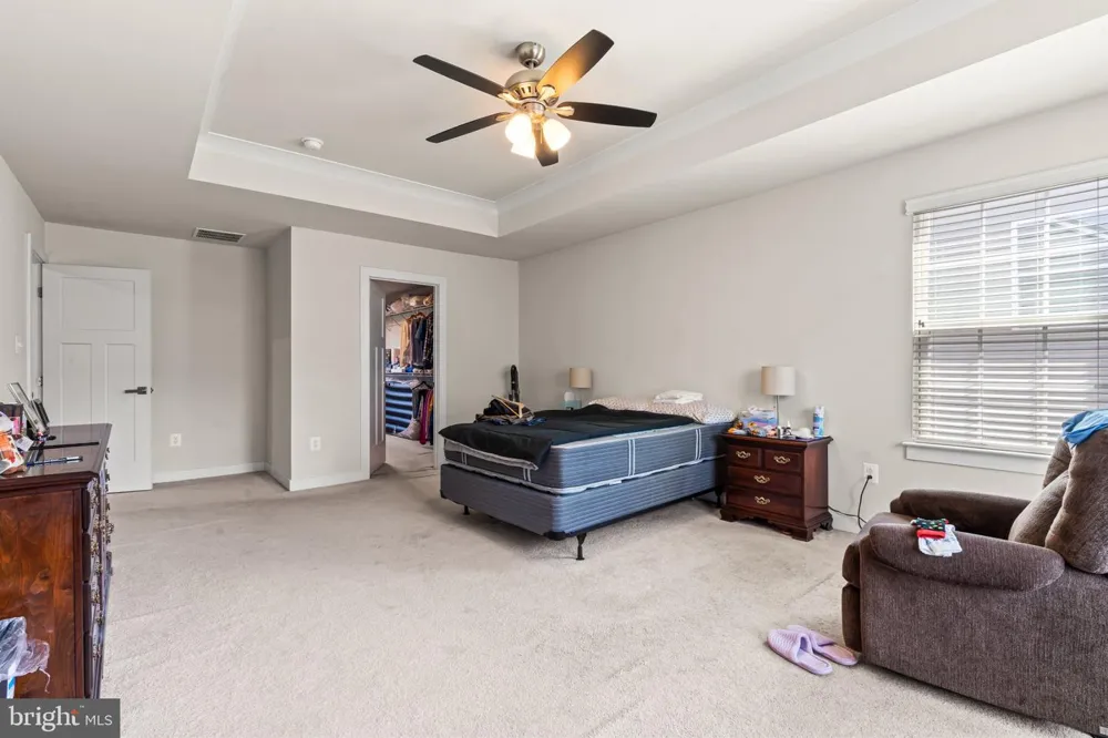 54 VANCOUVER PLACE Falling Waters, WV 25419