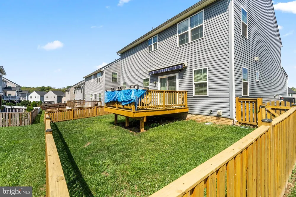 54 VANCOUVER PLACE Falling Waters, WV 25419