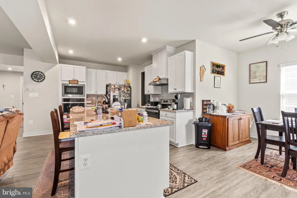 54 VANCOUVER PLACE Falling Waters, WV 25419