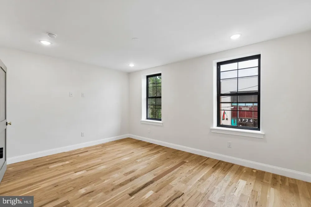1731 CHRISTIAN STREET Philadelphia, PA 19146