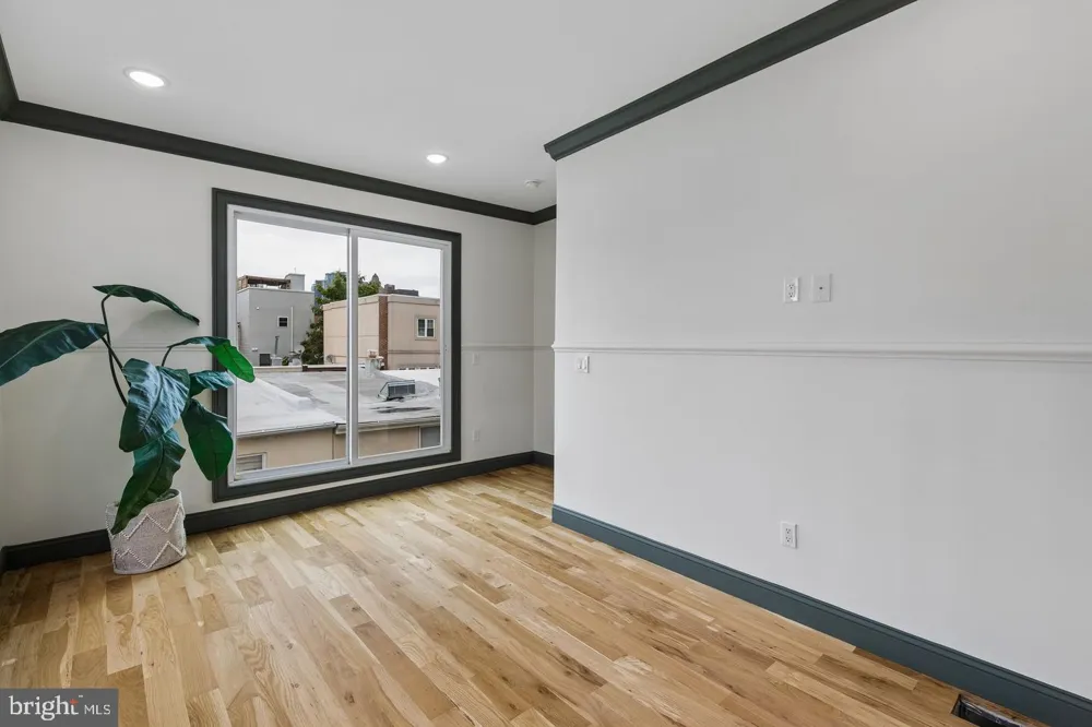 1731 CHRISTIAN STREET Philadelphia, PA 19146