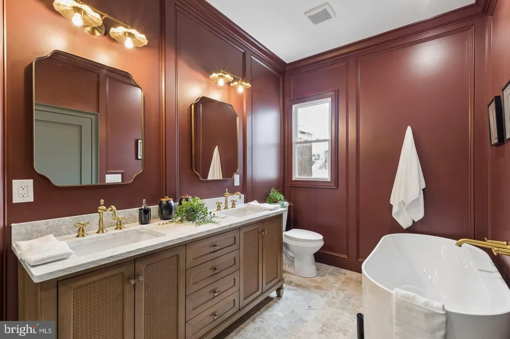 1731 CHRISTIAN STREET Philadelphia, PA 19146