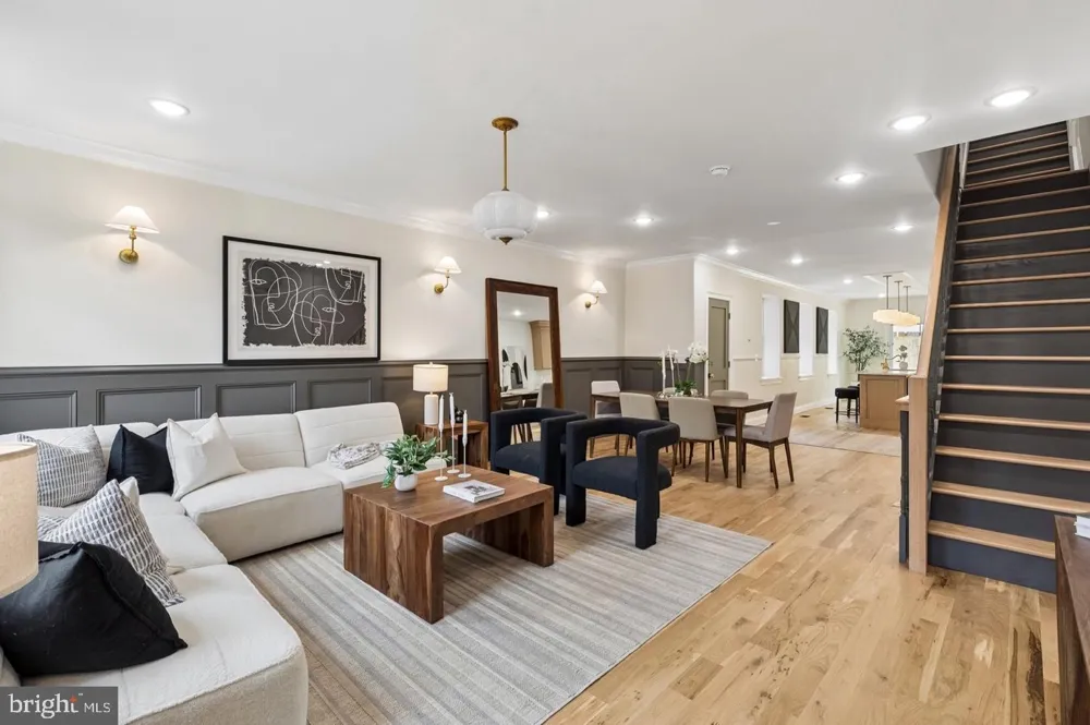 1731 CHRISTIAN STREET Philadelphia, PA 19146