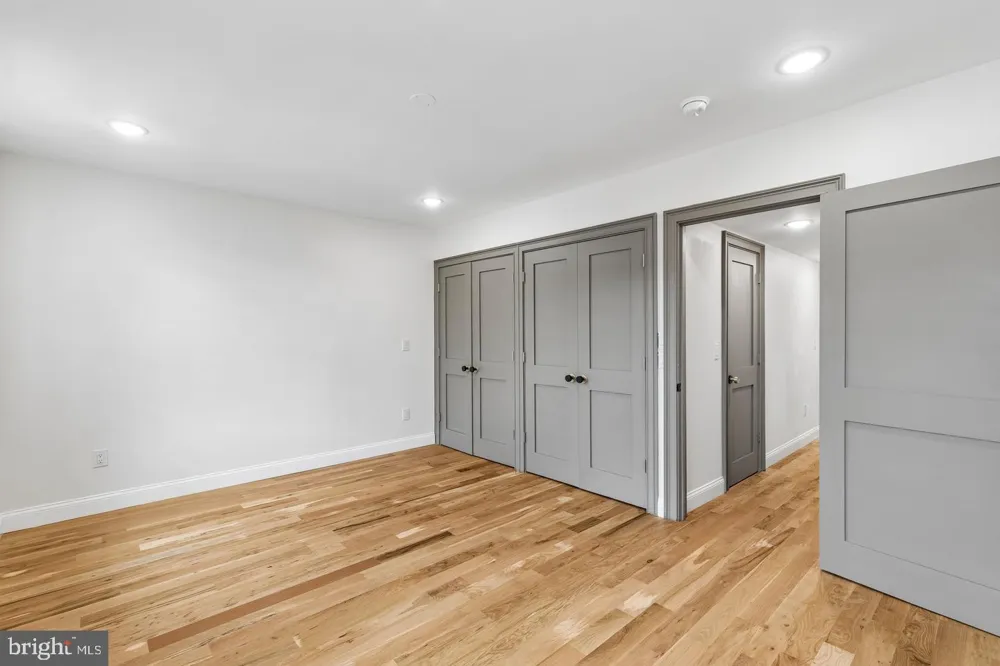 1731 CHRISTIAN STREET Philadelphia, PA 19146