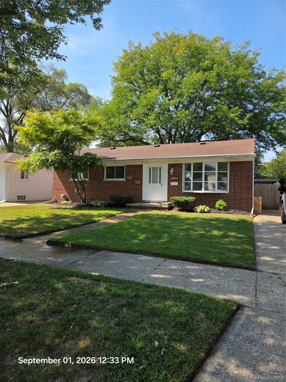 29651 Fairfield Drive Warren City, MI 48088