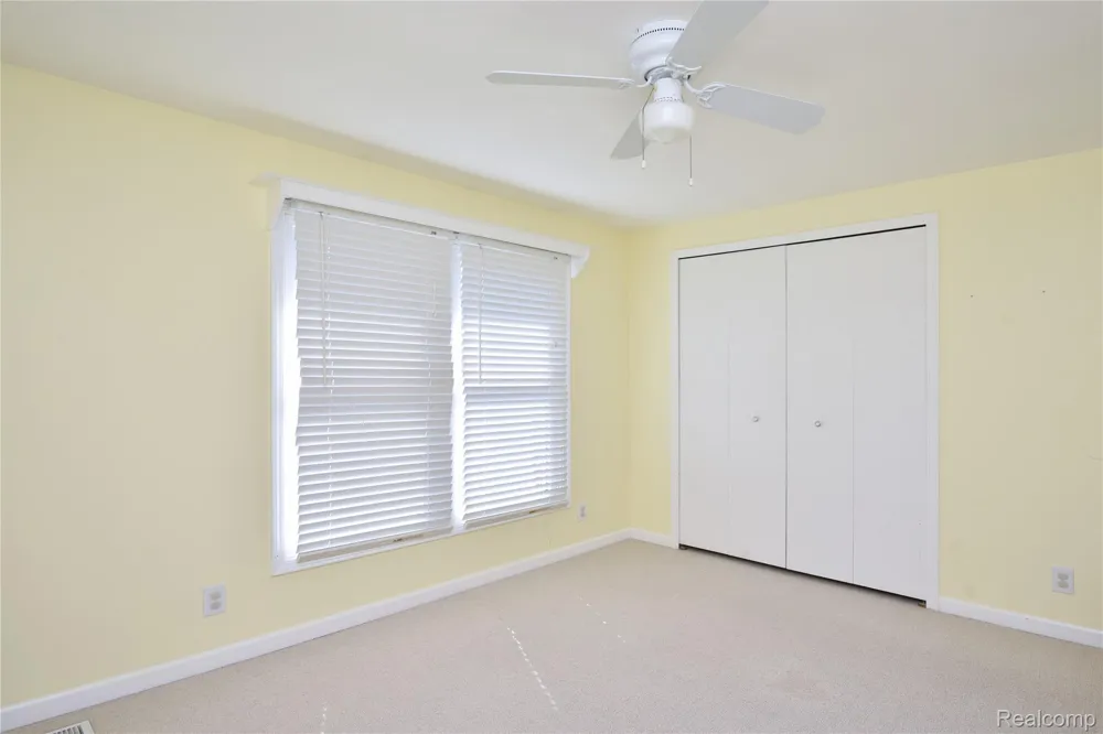 1325 Royal Crescent Street Rochester Hills City, MI 48306