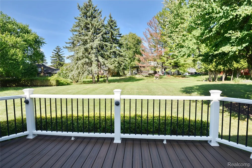 1325 Royal Crescent Street Rochester Hills City, MI 48306