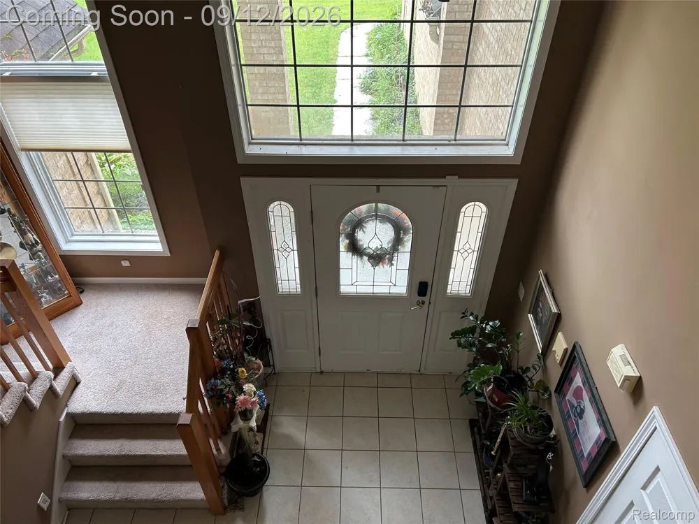 22119 Oakwood Drive Brownstown Charter Township, MI 48193
