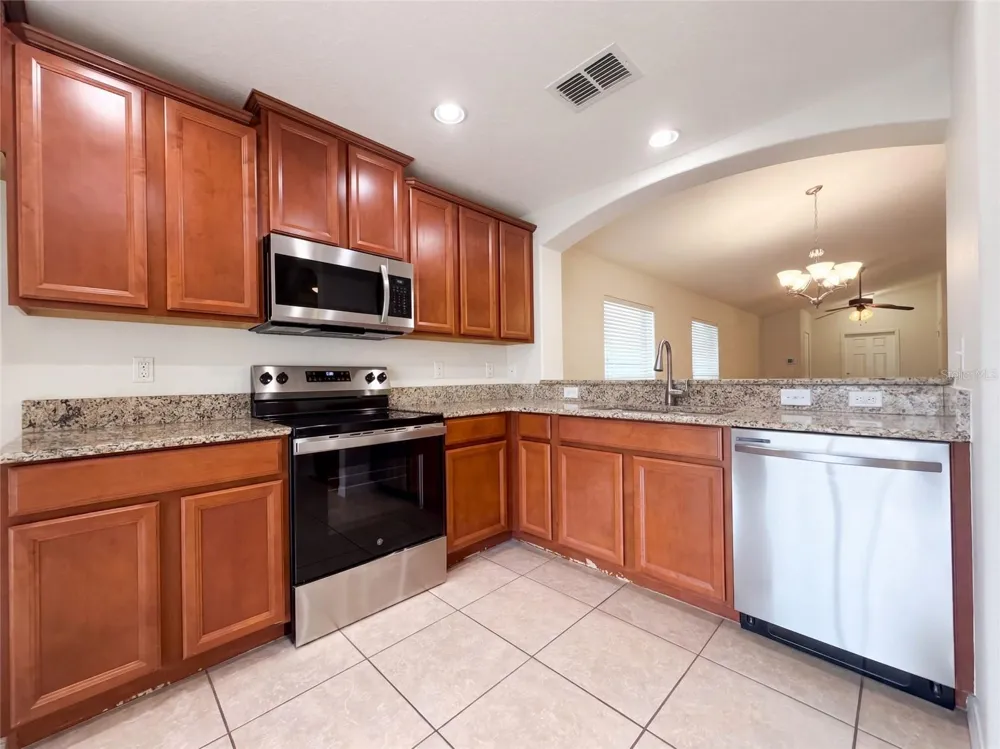 10418 WHITE PEACOCK PLACE Riverview, FL 33578