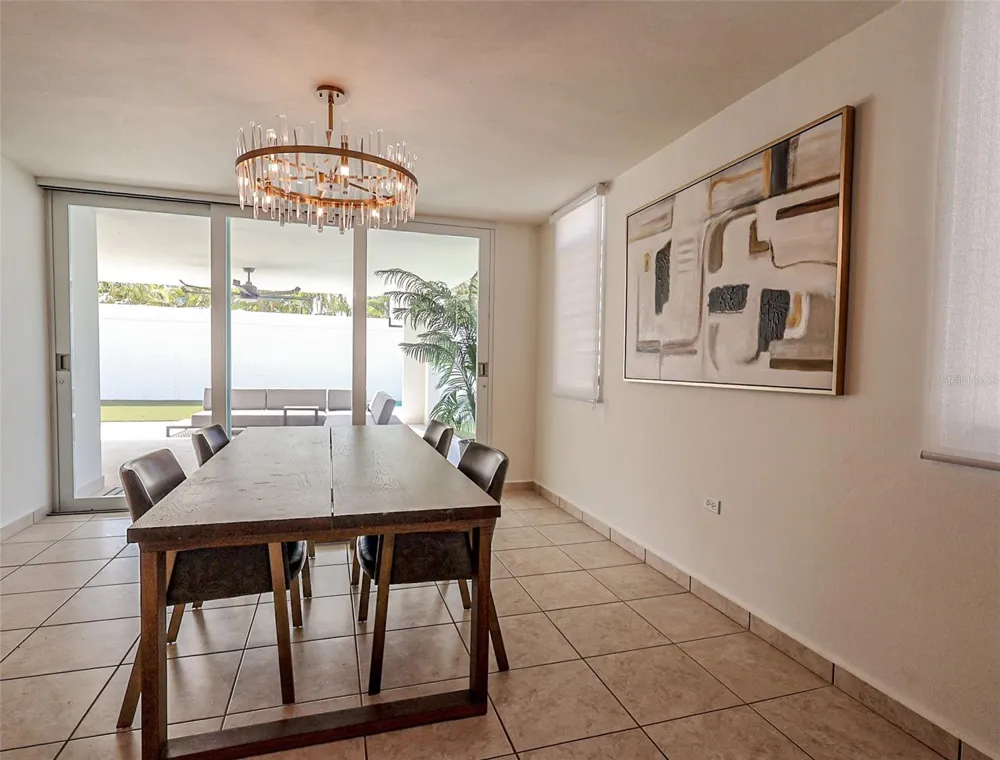527 MAR CARIBE ST Dorado, PR 00646