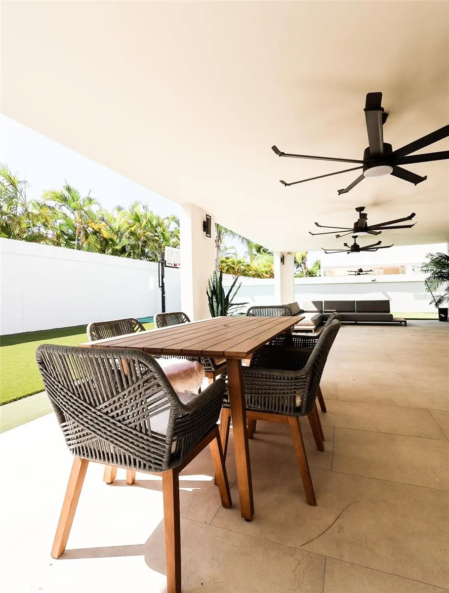 527 MAR CARIBE ST Dorado, PR 00646