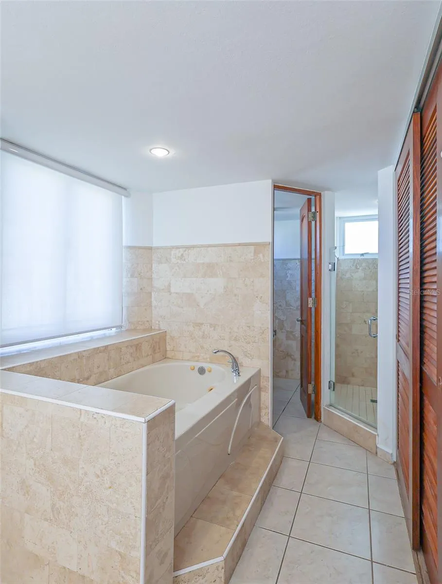 527 MAR CARIBE ST Dorado, PR 00646