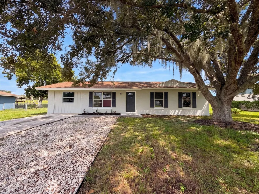 1262 PADGETT CIRCLE Lady Lake, FL 32159