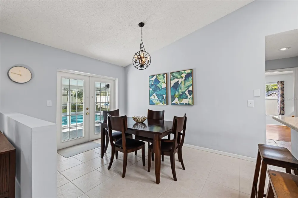 9211 MILL CIRCLE Tampa, FL 33647