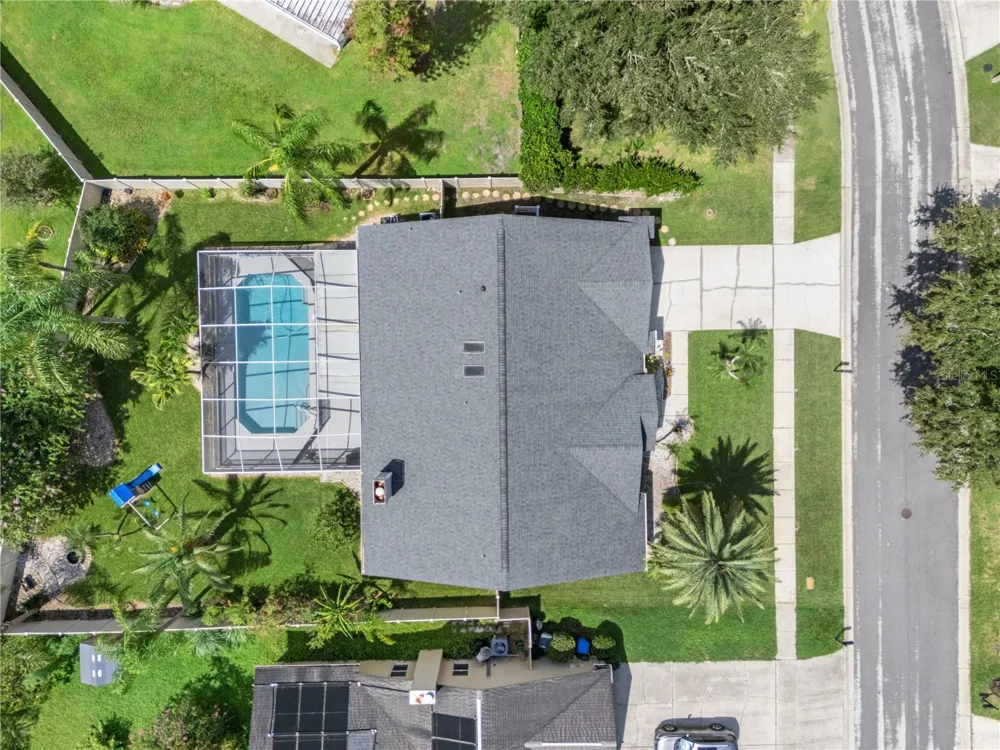 9211 MILL CIRCLE Tampa, FL 33647