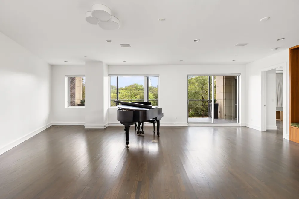901 W 9th Street #107 Austin, TX 78703