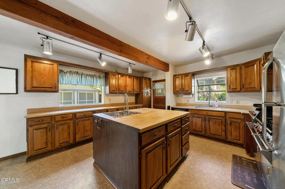 2025 La France Avenue South Pasadena, CA 91030