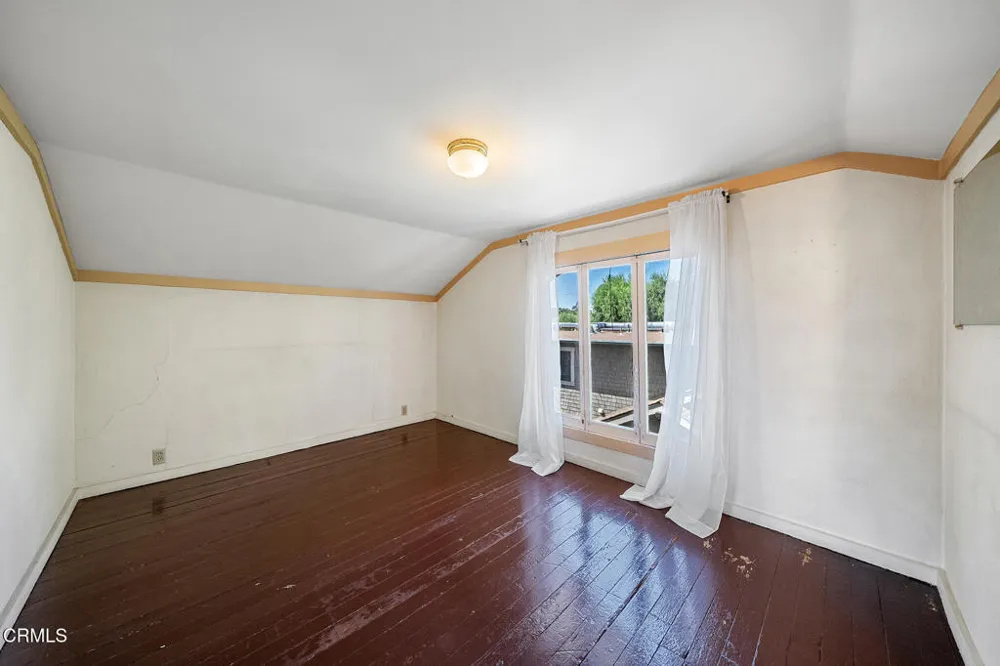 2025 La France Avenue South Pasadena, CA 91030