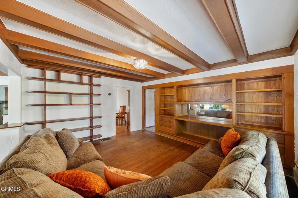 2025 La France Avenue South Pasadena, CA 91030