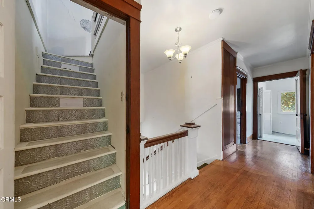 2025 La France Avenue South Pasadena, CA 91030