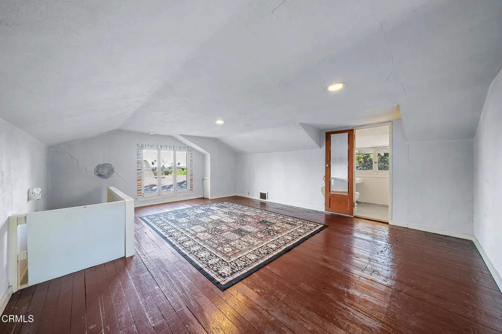 2025 La France Avenue South Pasadena, CA 91030