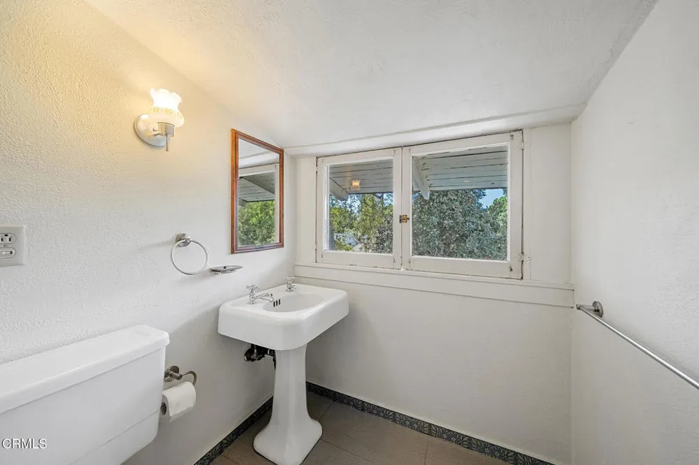 2025 La France Avenue South Pasadena, CA 91030