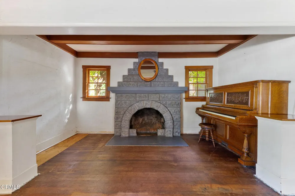 2025 La France Avenue South Pasadena, CA 91030