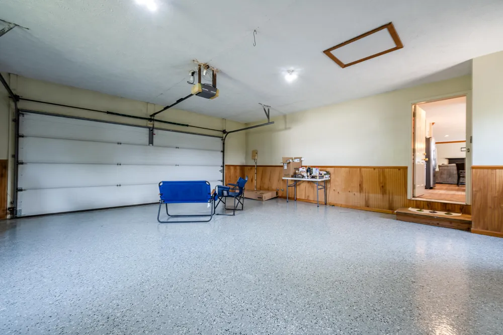 31401 Middle Crossing Road Dowagiac, MI 49047