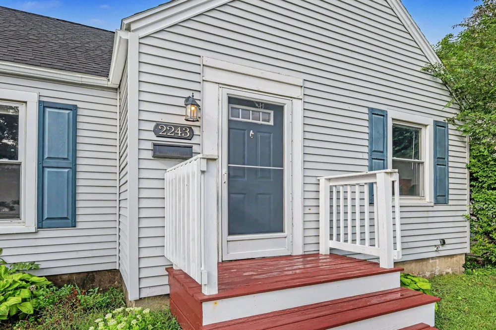 2243 Nelson Avenue SE Grand Rapids, MI 49507