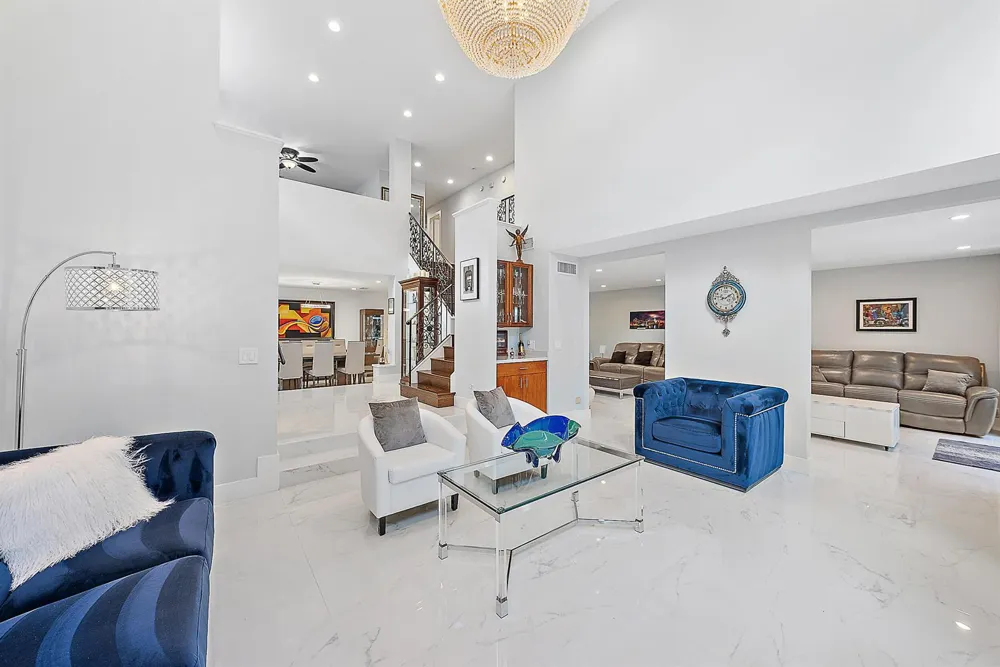 7 Grand Bay Circle Juno Beach, FL 33408