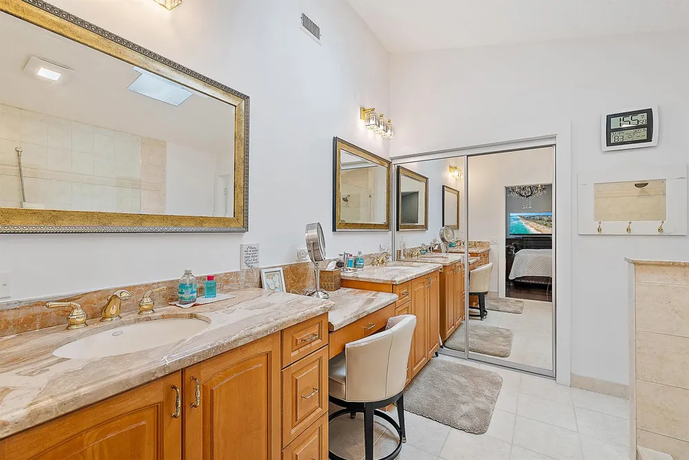 7 Grand Bay Circle Juno Beach, FL 33408