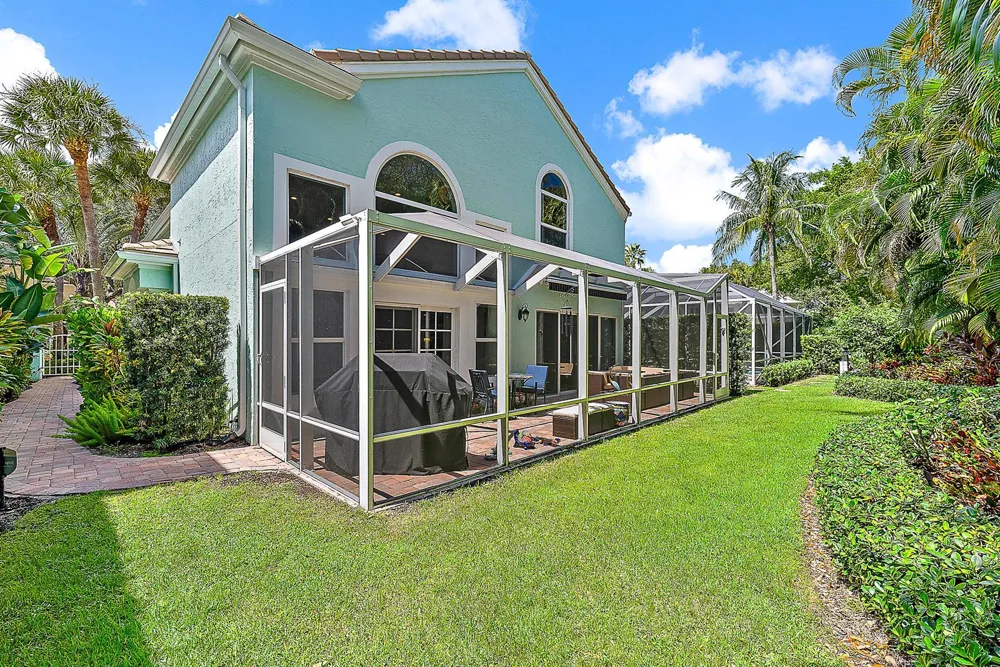 7 Grand Bay Circle Juno Beach, FL 33408