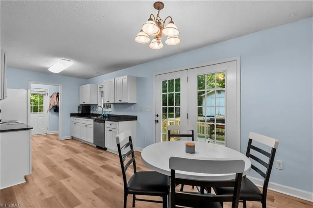 2279 Regency Drive Randleman, NC 27317