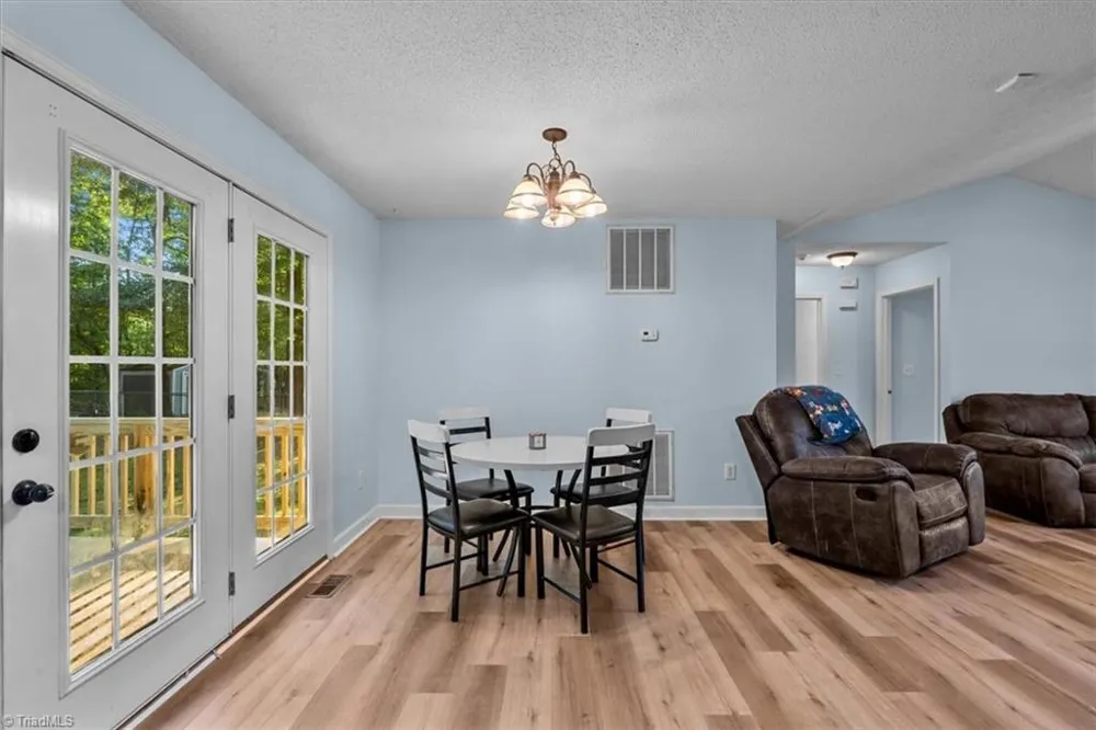 2279 Regency Drive Randleman, NC 27317