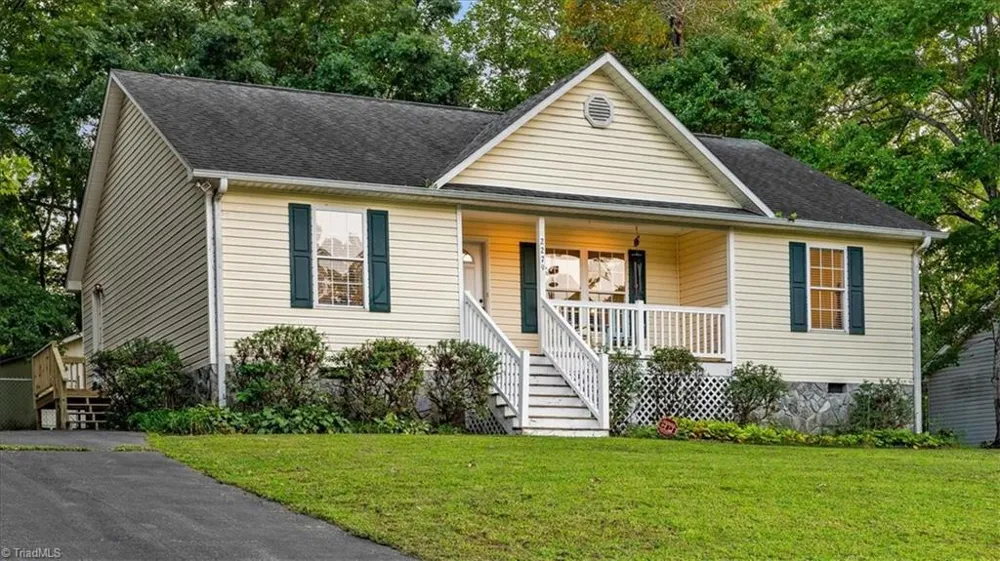 2279 Regency Drive Randleman, NC 27317